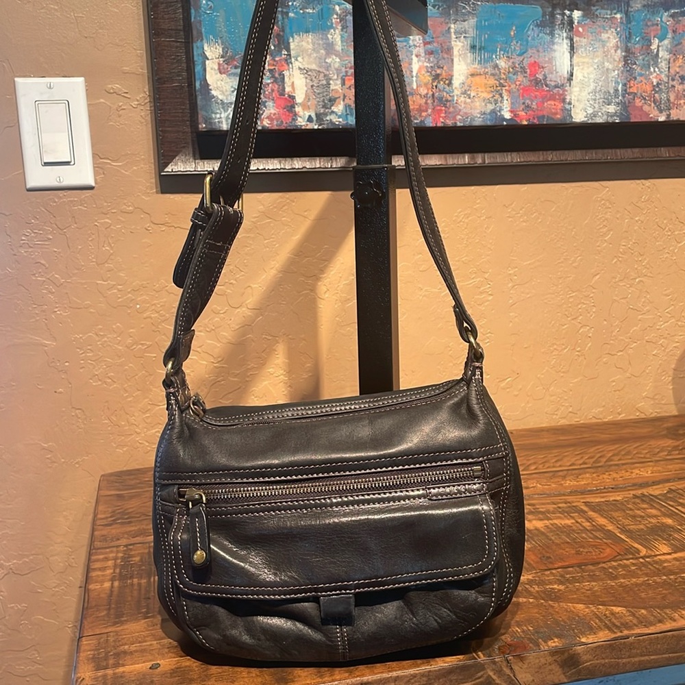 Fossil Black Smooth Leather Shoulder Bag EUC